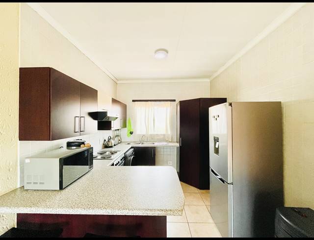 2 BEDROOM APARTMENT RENTED IN PAULSHOF